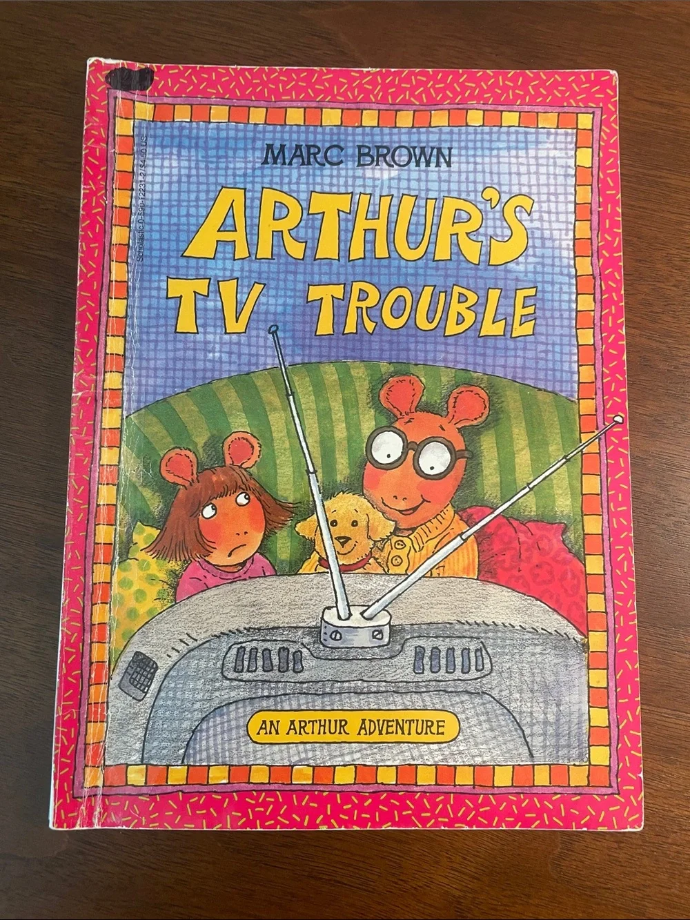 Lot of 5 Arthur Children’s Book Set by Marc Brown